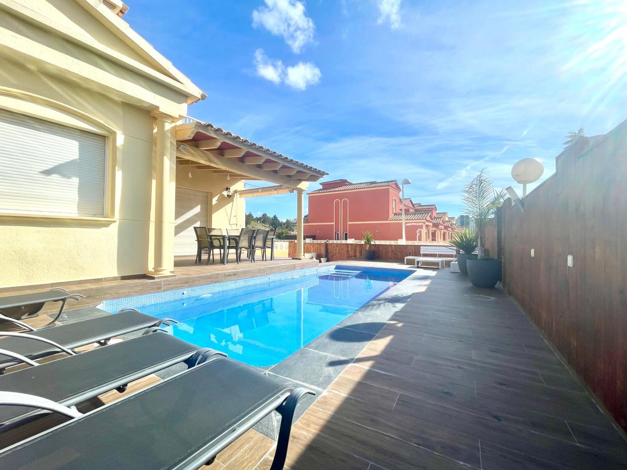 Sunset Pool Villa Калпе Екстериор снимка